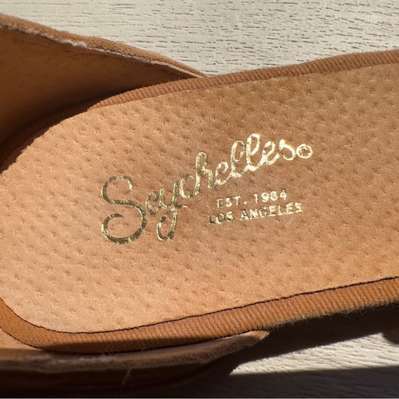 Seychelles Women's Brown Woven Sandals - Picture 7 of 8